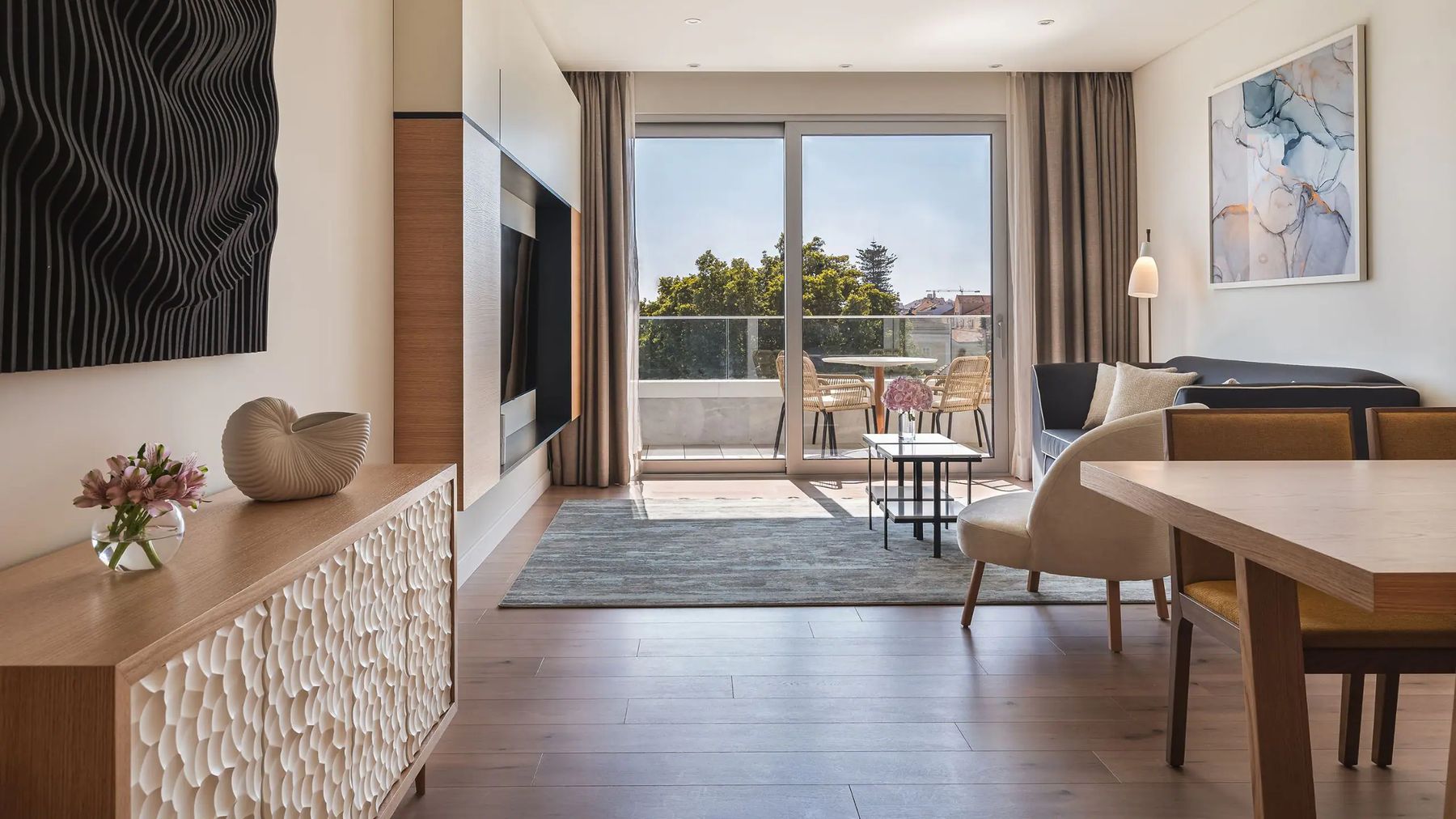 Sala, apartamento T1 no Hyatt Regency Lisboa Residences