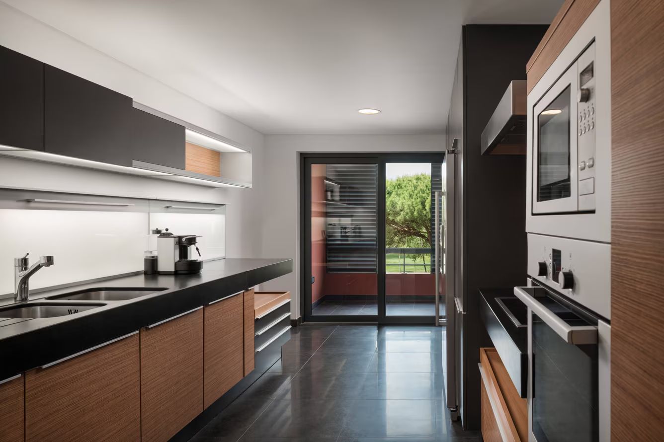 Cozinha, apartamento T2 no Sheraton Cascais Resort